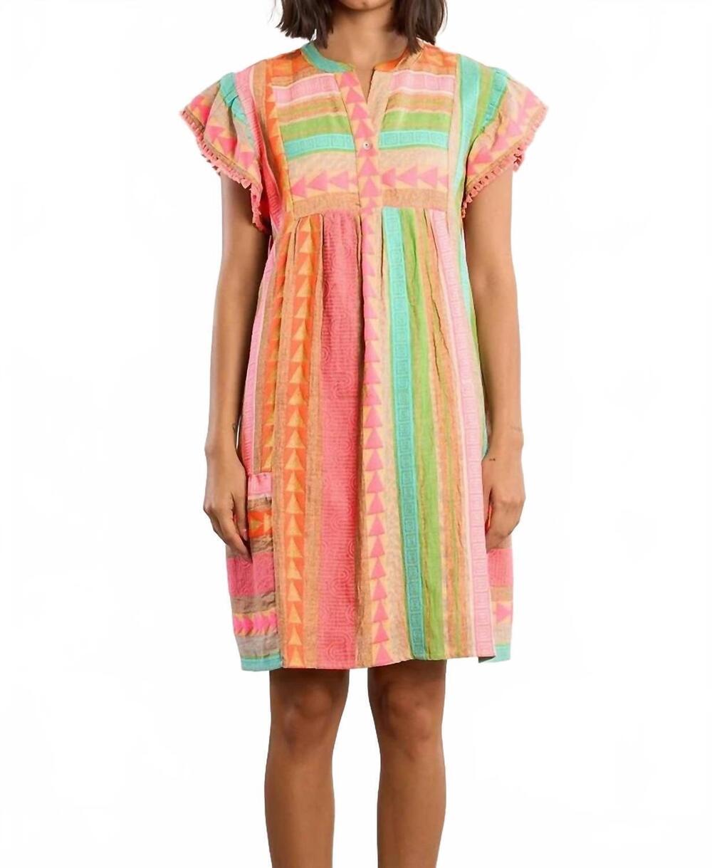 NEW MOLLY BRACKEN aztec short-sleeved dress in multicolor